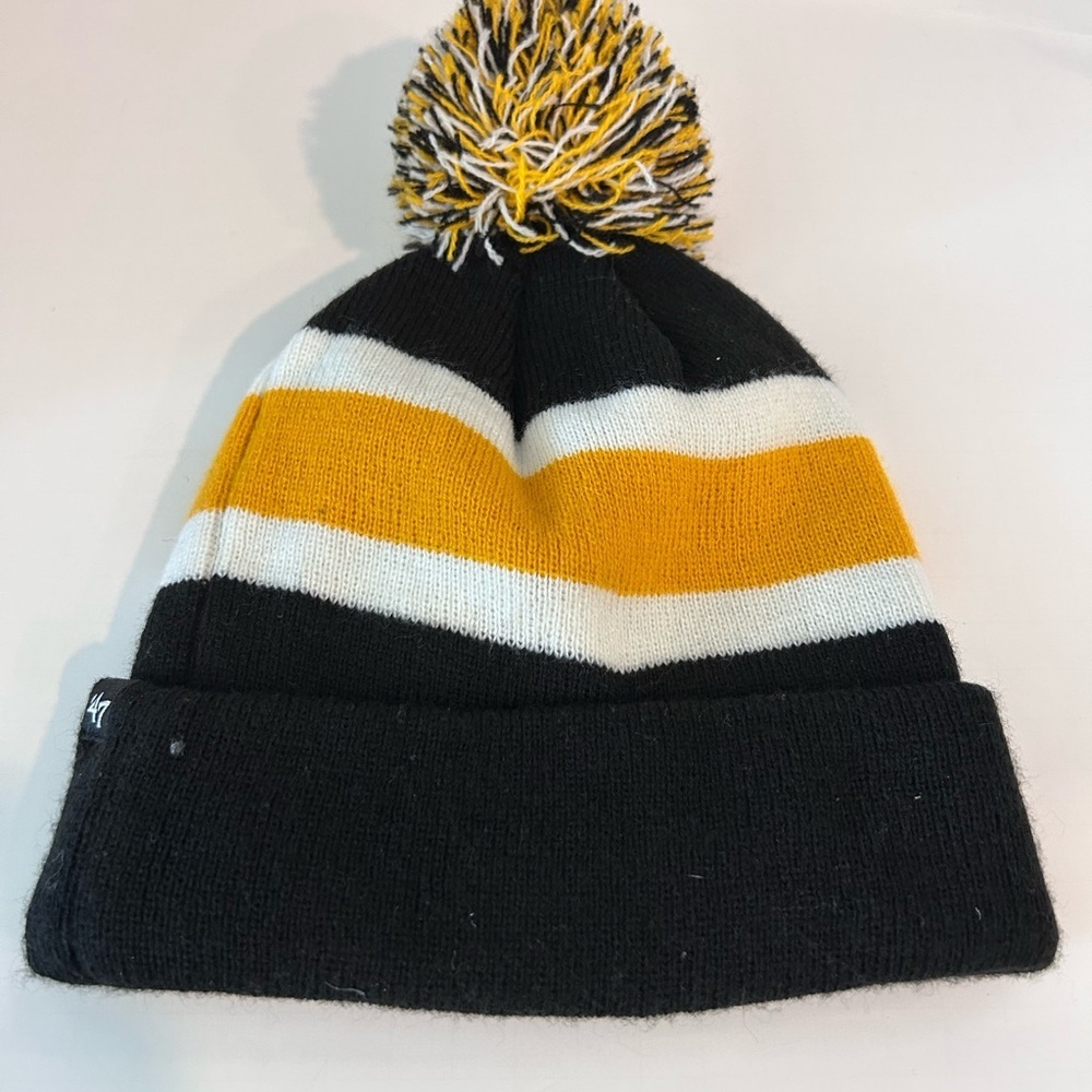 Pittsburgh Steelers Black Gold Beanie w Pom Pom w ‘47 on the side OSFA - Picture 4 of 7